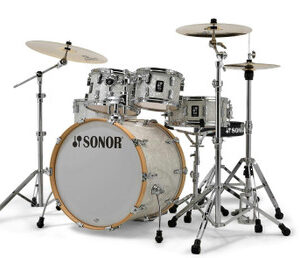 Sonor AQ2 Stage 22" Acoustic Drum Kit in White Marine Pearl - Image 2