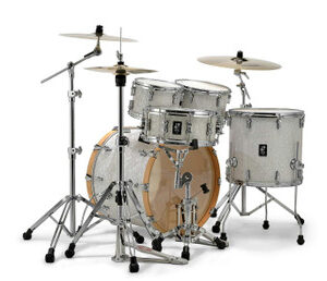 Sonor AQ2 Stage 22" Acoustic Drum Kit in White Marine Pearl - Image 6